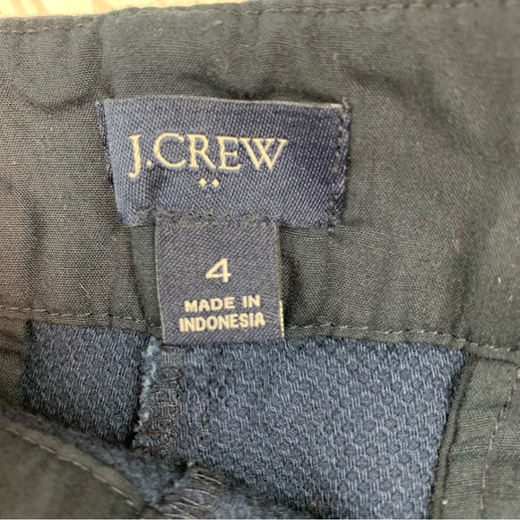 J Crew high waisted Sailor short in stretch piqué cotton in navy blue - Picture 9 of 10